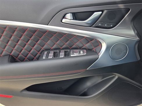 Used 2025 Genesis G70 3.3T Advanced w/ Sport Prestige Package image 31