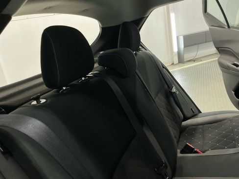 Used 2020 Nissan Kicks SV image 19