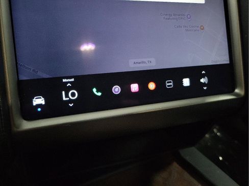 Used 2019 Tesla Model X image 19