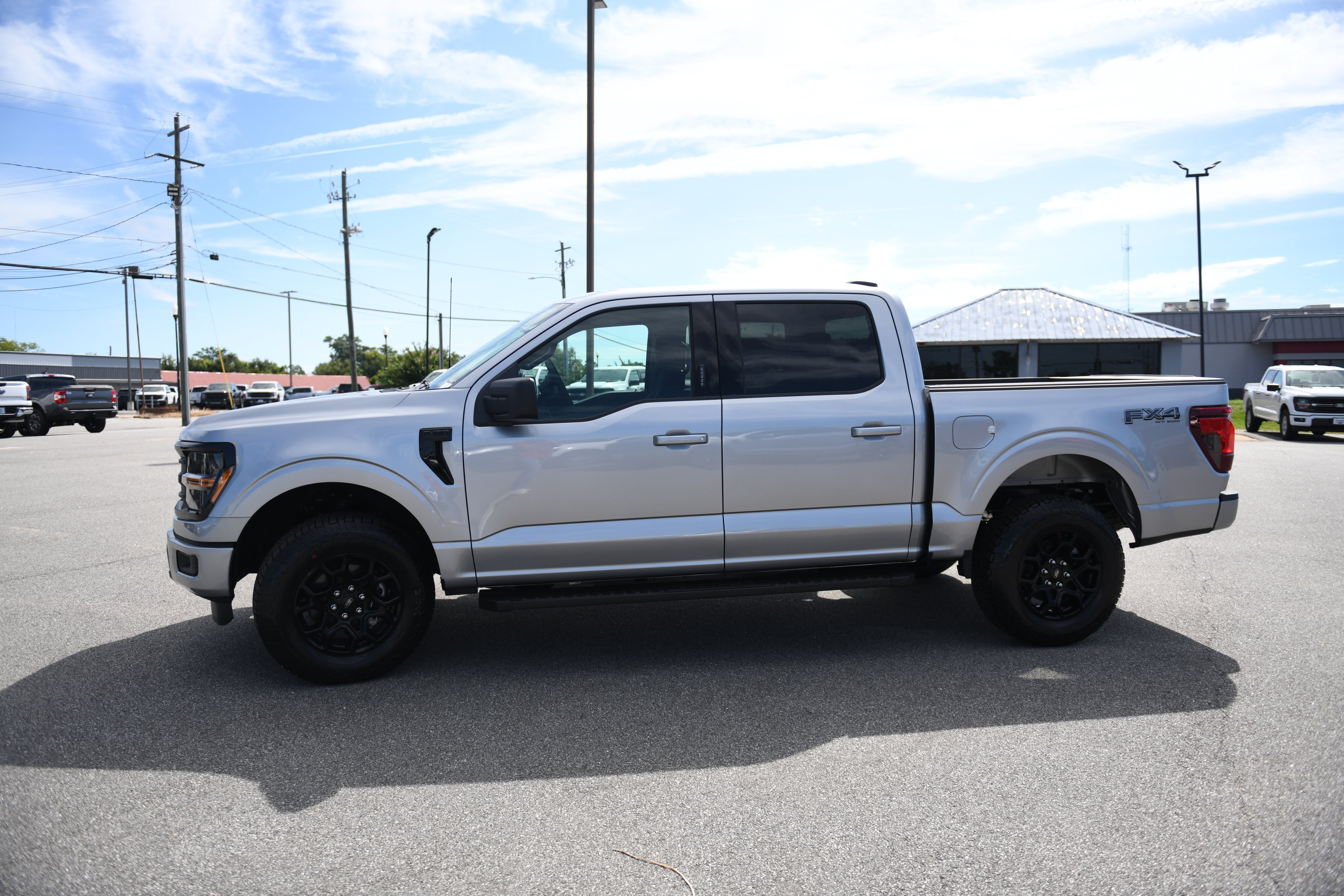New 2026 Ford F150 XLT w/ FX4 Off-Road Package AWD/4WD image 6