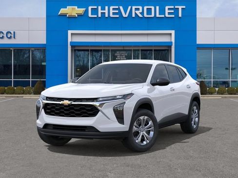 New 2026 Chevrolet Trax LS FWD image 6