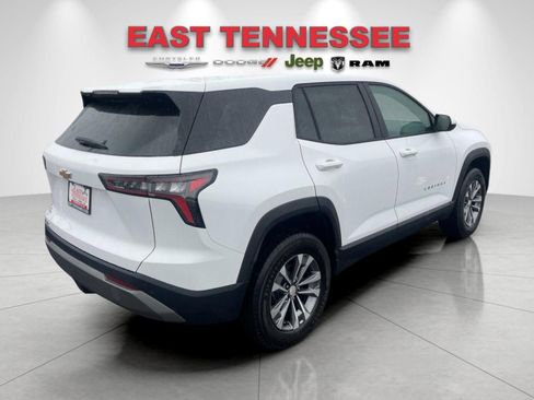 Used 2026 Chevrolet Equinox LT image 3