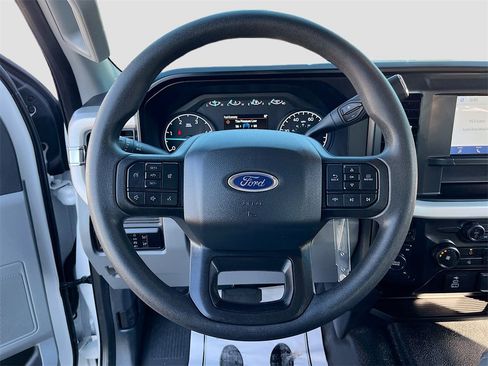 Used 2025 Ford F350 XL image 11