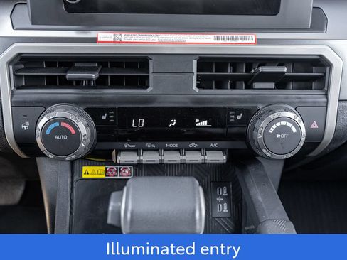 Certified 2025 Toyota Tacoma SR5 AWD/4WD image 28