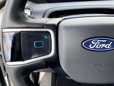 Certified 2025 Ford Expedition Max Active image 20