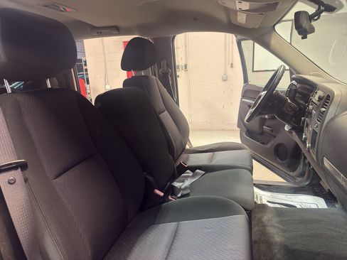 Used 2011 Chevrolet Silverado 1500 LT w/ All-Star Edition AWD/4WD image 21