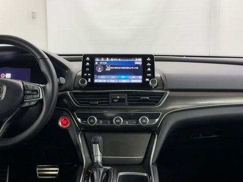 Certified 2022 Honda Accord Sport image 31