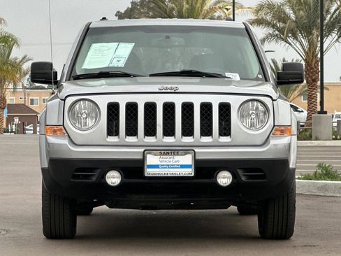 Used 2016 Jeep Patriot Sport image 9