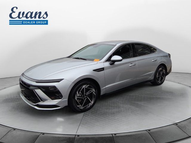 Used 2026 Hyundai Sonata SEL FWD image 1