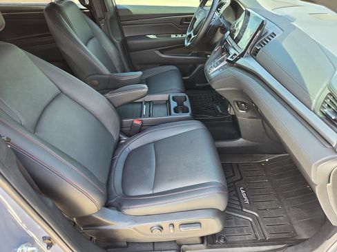 Certified 2023 Honda Odyssey Sport image 15