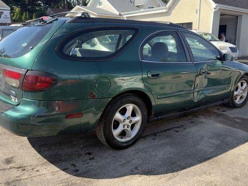 Used 2002 Ford Taurus SE FWD image 4