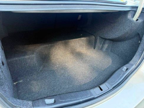 Used 2018 Ford Fusion S FWD image 29