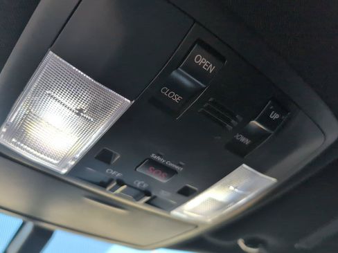 Used 2015 Lexus CT 200h w/ F Sport w/Nuluxe Interior FWD image 21
