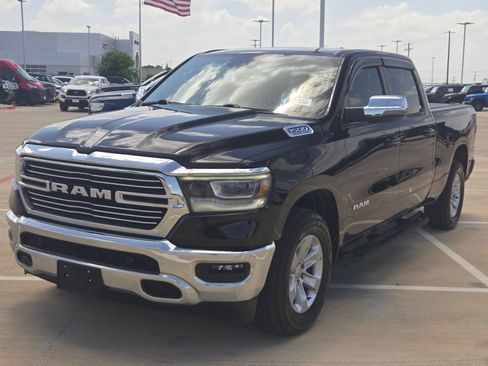 Used 2023 RAM 1500 Laramie AWD/4WD image 7