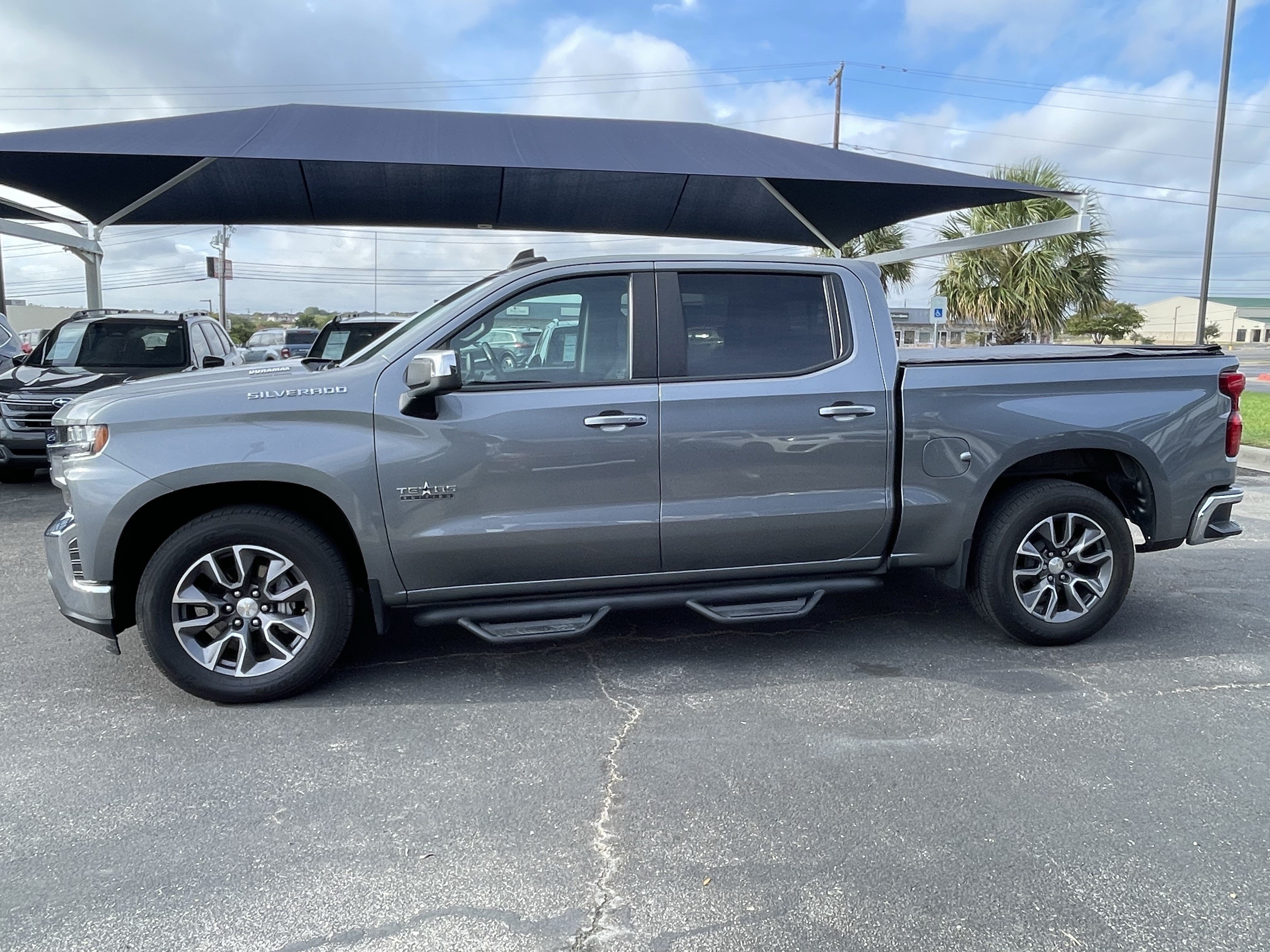 Used 2021 Chevrolet Silverado 1500 LT w/ Texas Edition Plus RWD image 4