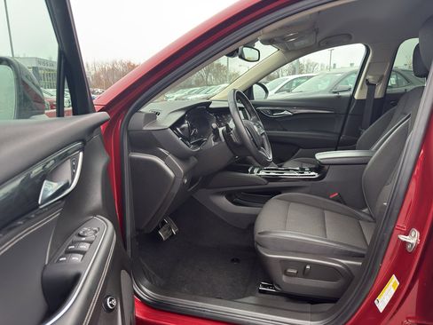 Used 2023 Buick Envision Preferred w/ Sport Touring Package image 12