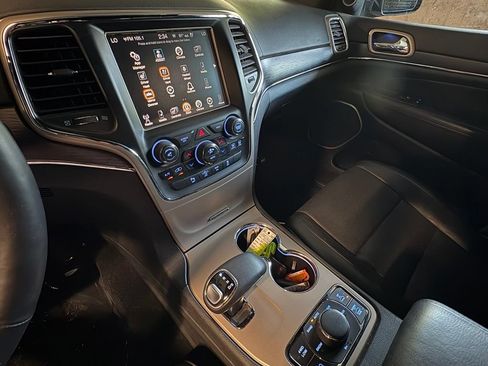 Used 2014 Jeep Grand Cherokee Summit AWD/4WD image 28