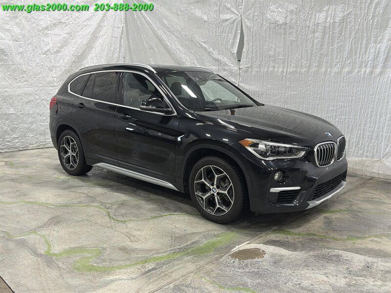Used 2019 BMW X1 xDrive28i w/ Convenience Package AWD/4WD image 2