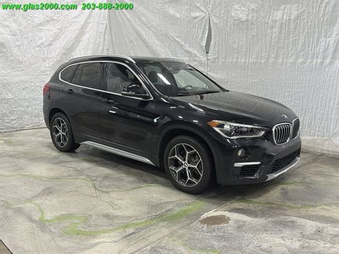 Used 2019 BMW X1 xDrive28i w/ Convenience Package AWD/4WD image 2