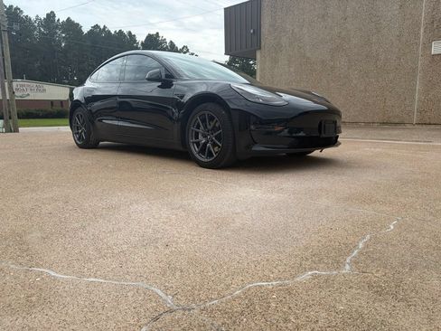 Used 2021 Tesla Model 3 Long Range AWD/4WD image 5