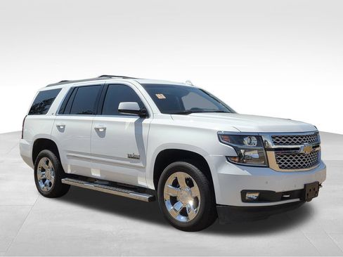Used 2019 Chevrolet Tahoe LT w/ LT Signature Package RWD image 4