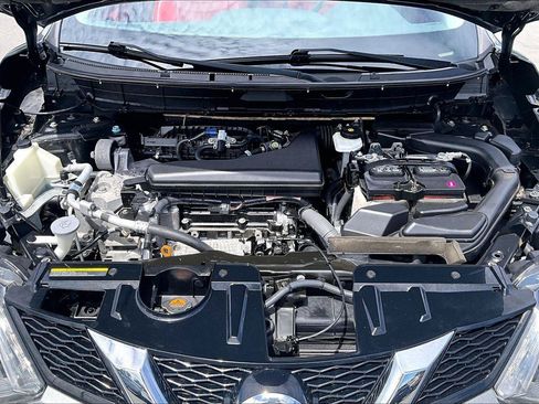Used 2015 Nissan Rogue SV AWD/4WD image 30