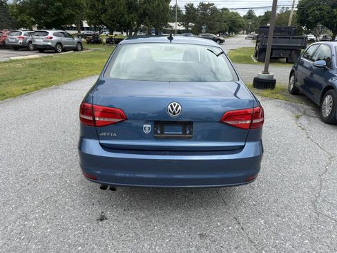 Used 2015 Volkswagen Jetta S FWD image 4