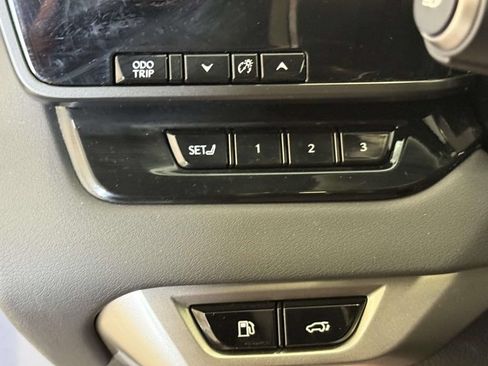 Used 2023 Lexus RX 350 Premium w/ Accessory Package AWD/4WD image 28