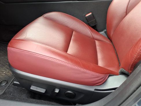 Used 2024 MAZDA MAZDA3 s image 10