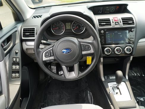 Used 2018 Subaru Forester 2.5i Premium w/ All-Weather Package AWD/4WD image 22