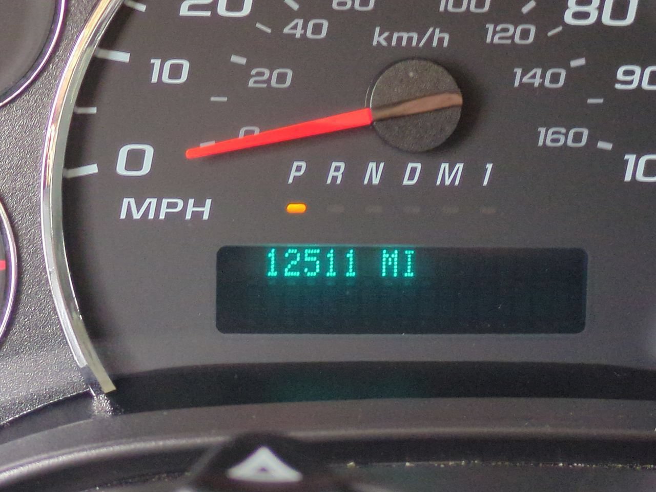Used 2025 Chevrolet Express 2500 w/ Driver Convenience Package RWD image 12