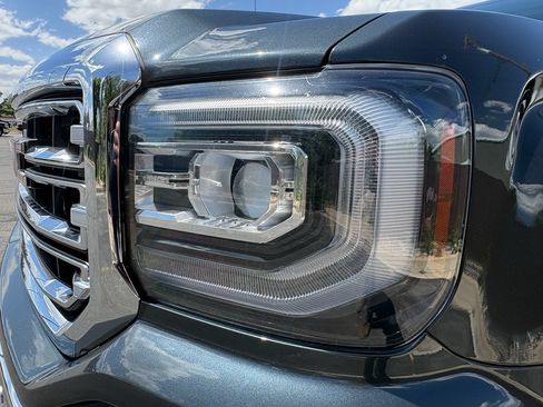 Used 2018 GMC Sierra 1500 SLT AWD/4WD image 13