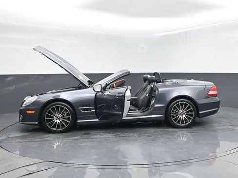Used 2009 Mercedes-Benz SL 550 w/ Premium I Pkg image 64