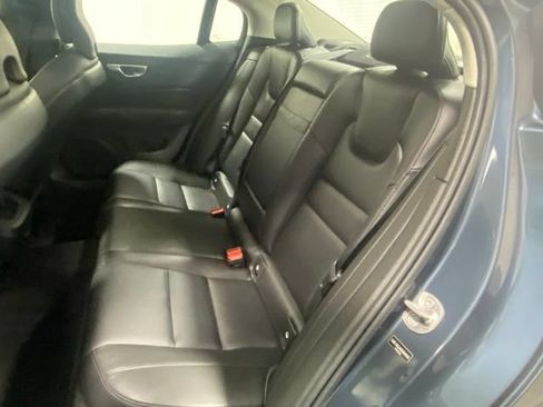 Used 2025 Volvo S60 B5 Core AWD/4WD image 14