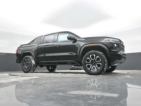 New 2026 GMC Canyon AT4 w/ Nightfall Edition image 45