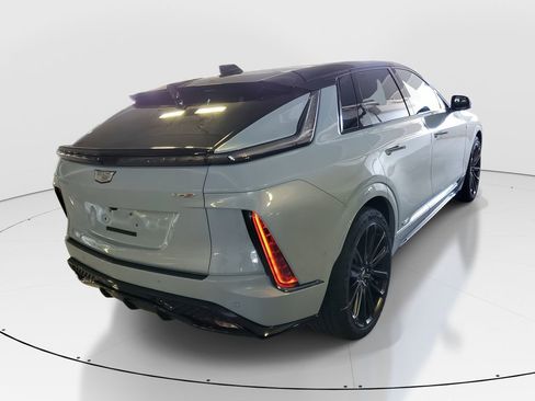 New 2026 Cadillac Lyriq V AWD/4WD image 3