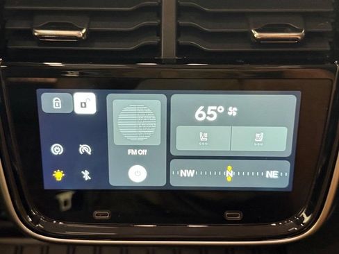 Used 2023 Rivian R1S Adventure AWD/4WD image 11