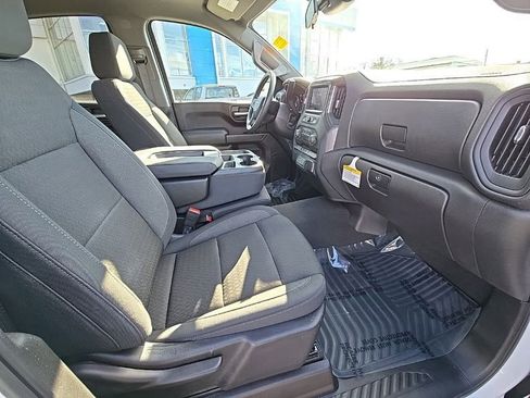 Used 2024 Chevrolet Silverado 1500 Custom image 41