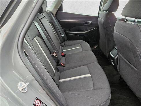 Used 2023 Hyundai Sonata SEL FWD image 17