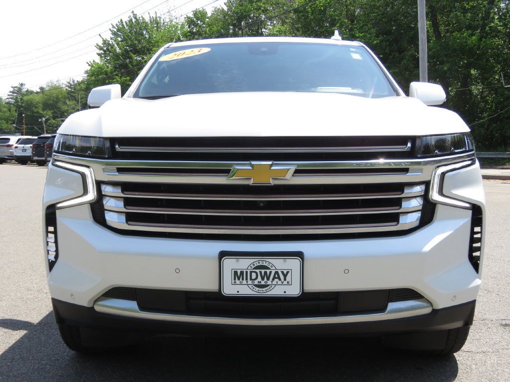 Used 2023 Chevrolet Suburban High Country w/ Premium Package 2 AWD/4WD image 2