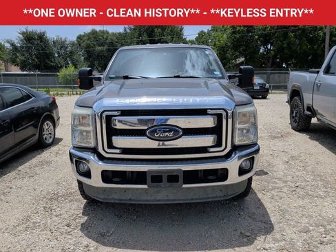 Used 2016 Ford F250 XLT w/ XLT Value Package AWD/4WD image 2