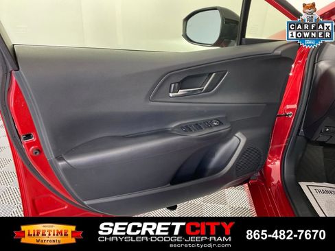 Used 2023 Toyota Prius Prime FWD image 12
