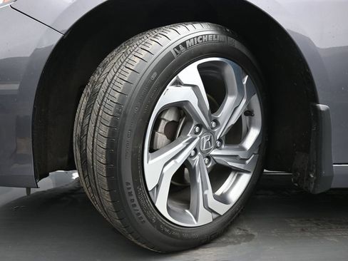 Used 2020 Honda Accord EX image 42