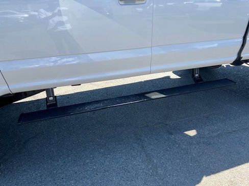 Used 2017 Ford F250 Lariat w/ Chrome Package image 20