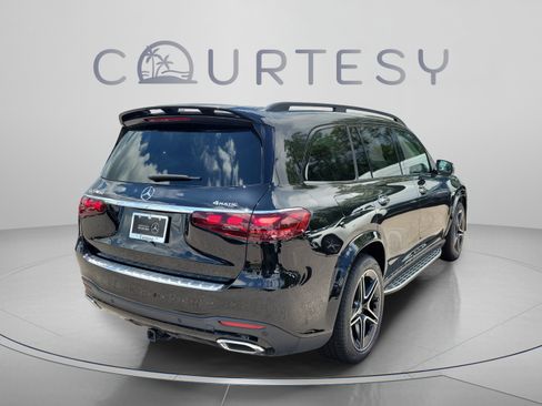 Certified 2024 Mercedes-Benz GLS 450 4MATIC image 3