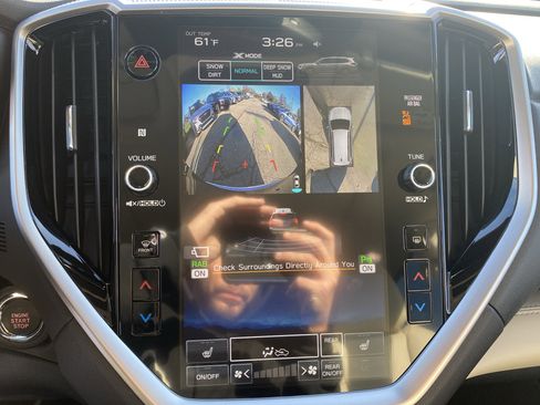 New 2025 Subaru Ascent Limited image 17