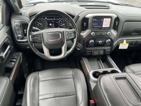 Used 2022 GMC Sierra 1500 Denali w/ Denali Premium Package AWD/4WD image 10