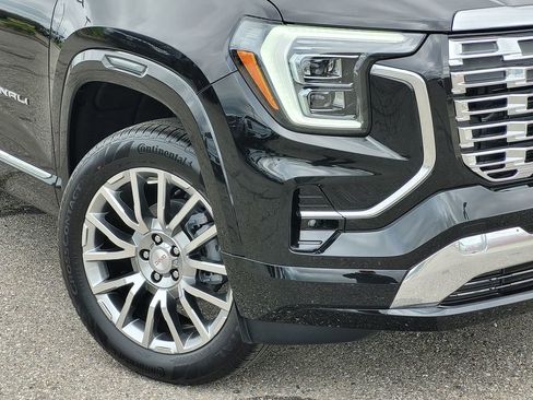 New 2026 GMC Terrain Denali AWD/4WD image 6