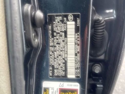 Used 2017 Toyota Camry XLE w/ Protection Package (Q2) FWD image 11