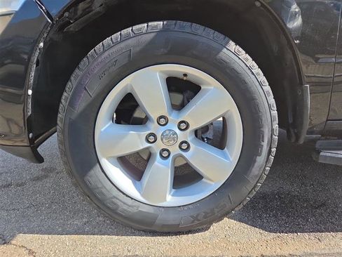 Used 2015 RAM 1500 Express RWD image 7